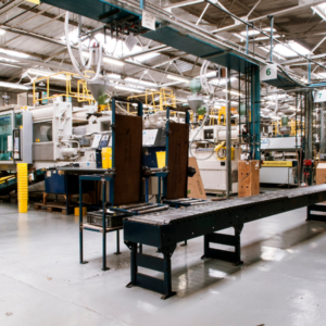 Lejek sprzedaży w firmie produkcyjnej MŚP: jak go poukładać, żeby był przewidywalny